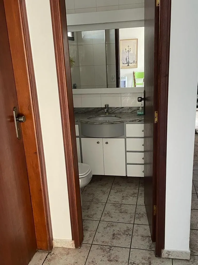 Imagem Apartamento à venda 3 Quartos, 1 Suite, 2 Vagas, 143M², Centro, Taubaté - SP | Edifício Saint Moritz