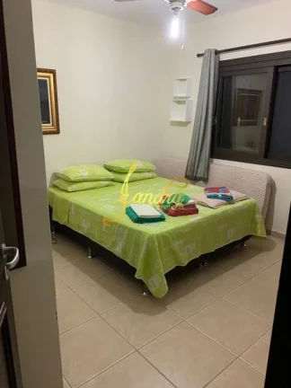 Imagem Sobrado com 7 dormitórios sendo 5 suítes e piscina, pertinho do mar