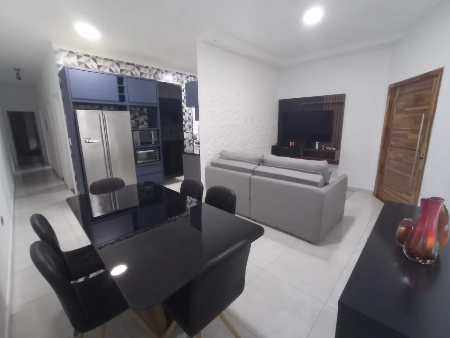 Imagem Casa à venda com 3 dormitórios sendo um suíte com uma bela área gourmet, Vila dos Comerciários 2, Taubaté, SP