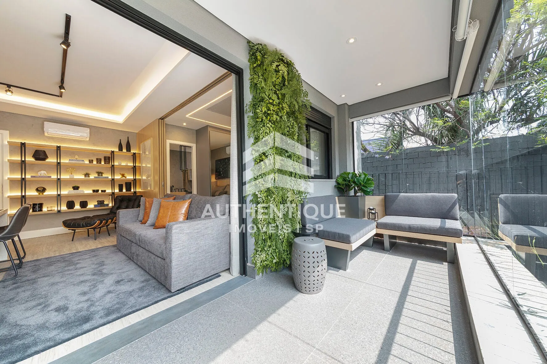 Foto do imóvel EXPAND PINHEIROS - Apartamento à venda em São Paulo/SP em Rua Cardeal Arcoverde, 2958 - Pinheiros, São Paulo - SP