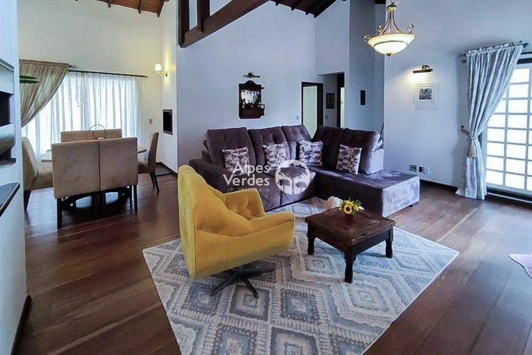 Imagem Vende - se Casa na Vila Suzana, com 03 dormitórios