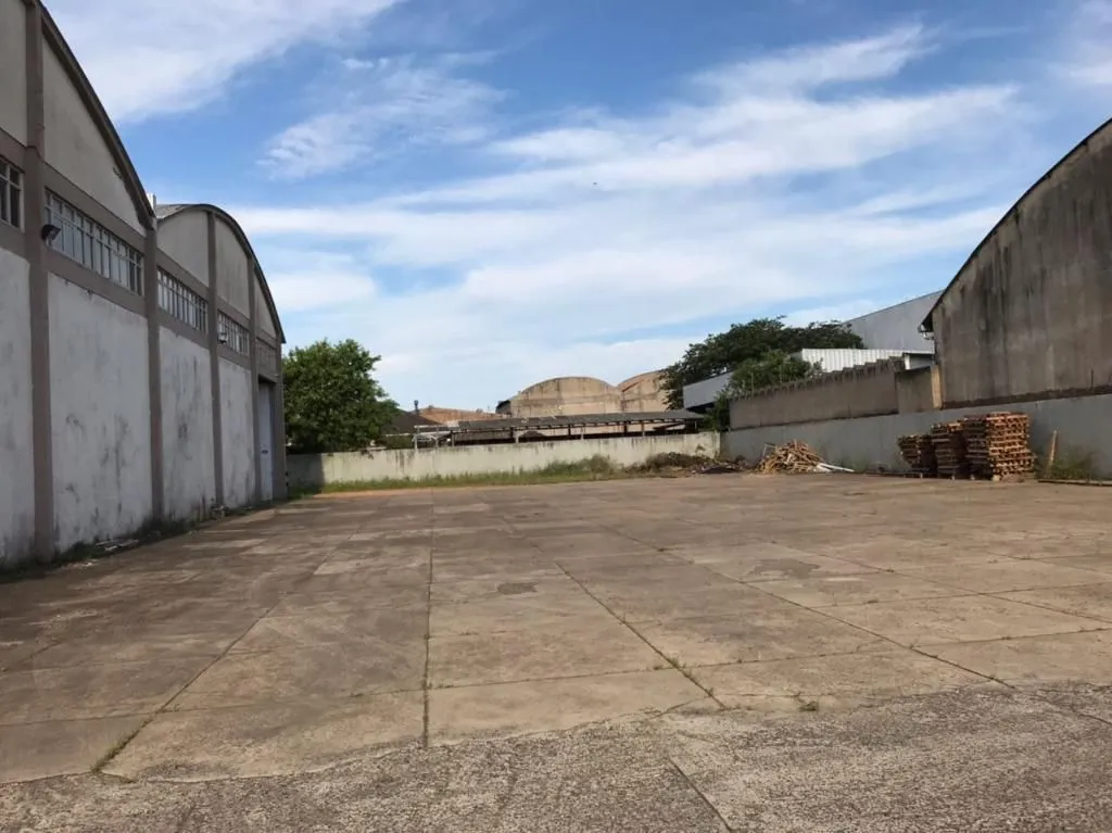 Imagem Pavilhão para Venda - 1650m², 0 dormitórios, Anchieta