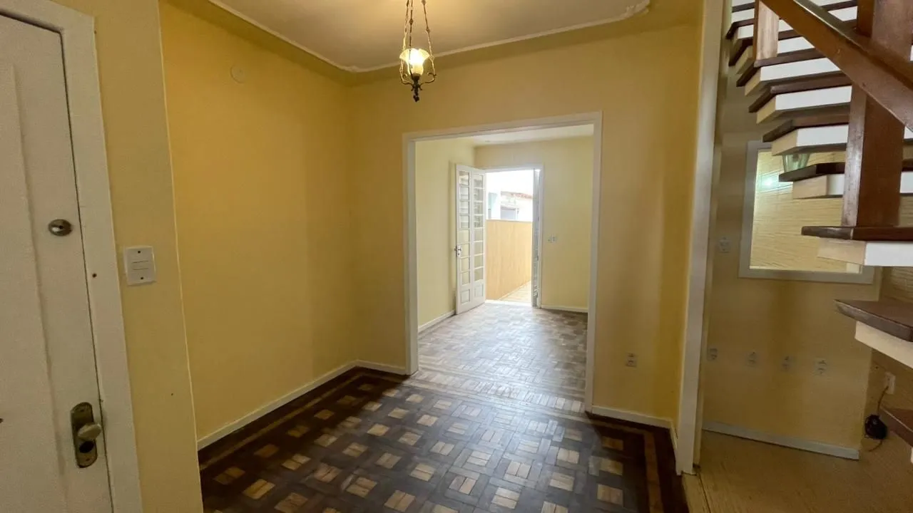 Imagem Casa com 3 quartos, espaço gourmet com churrasqueira, Bairro São Geraldo