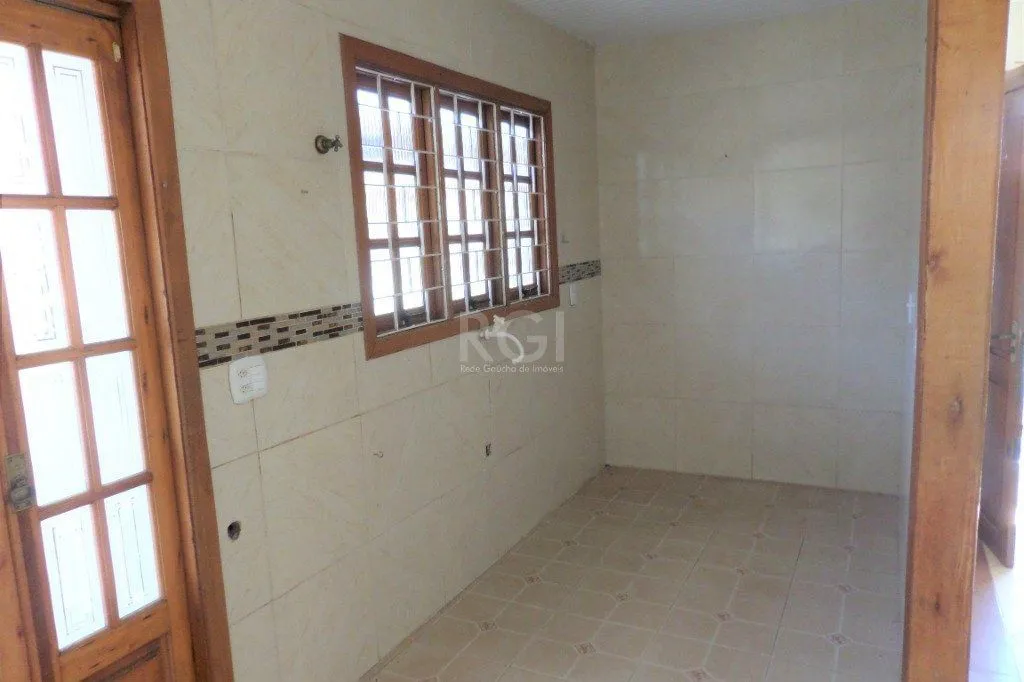 Imagem Casa na Hípica com 3 dormitórios e 2 vagas