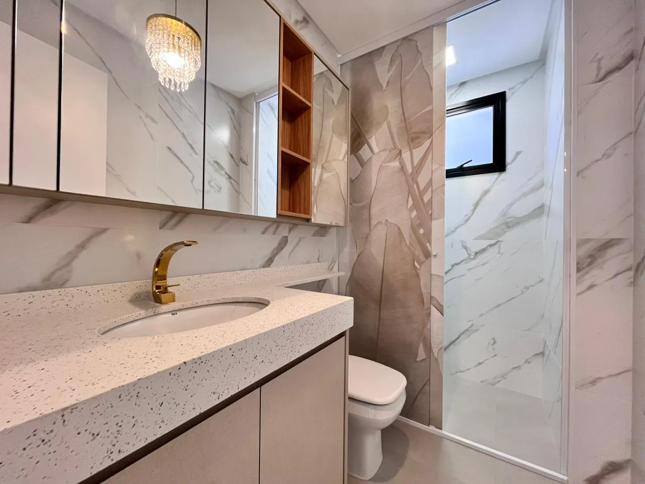 Imagem Apartamento com vista para o mar à venda com 70m2 por R$ 1.080.000,00