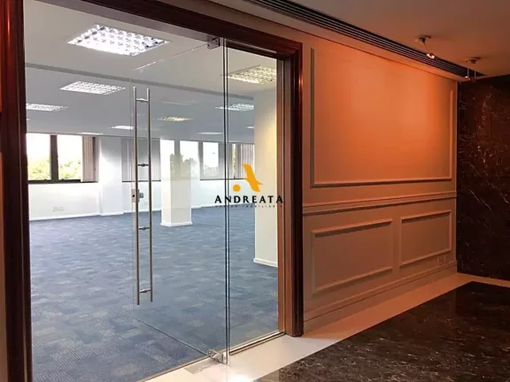 Imagem Centro - Rua do Passeio - Alugo maravilhoso andar comercial com 372m² - Pronto para uso - R$16.000,00