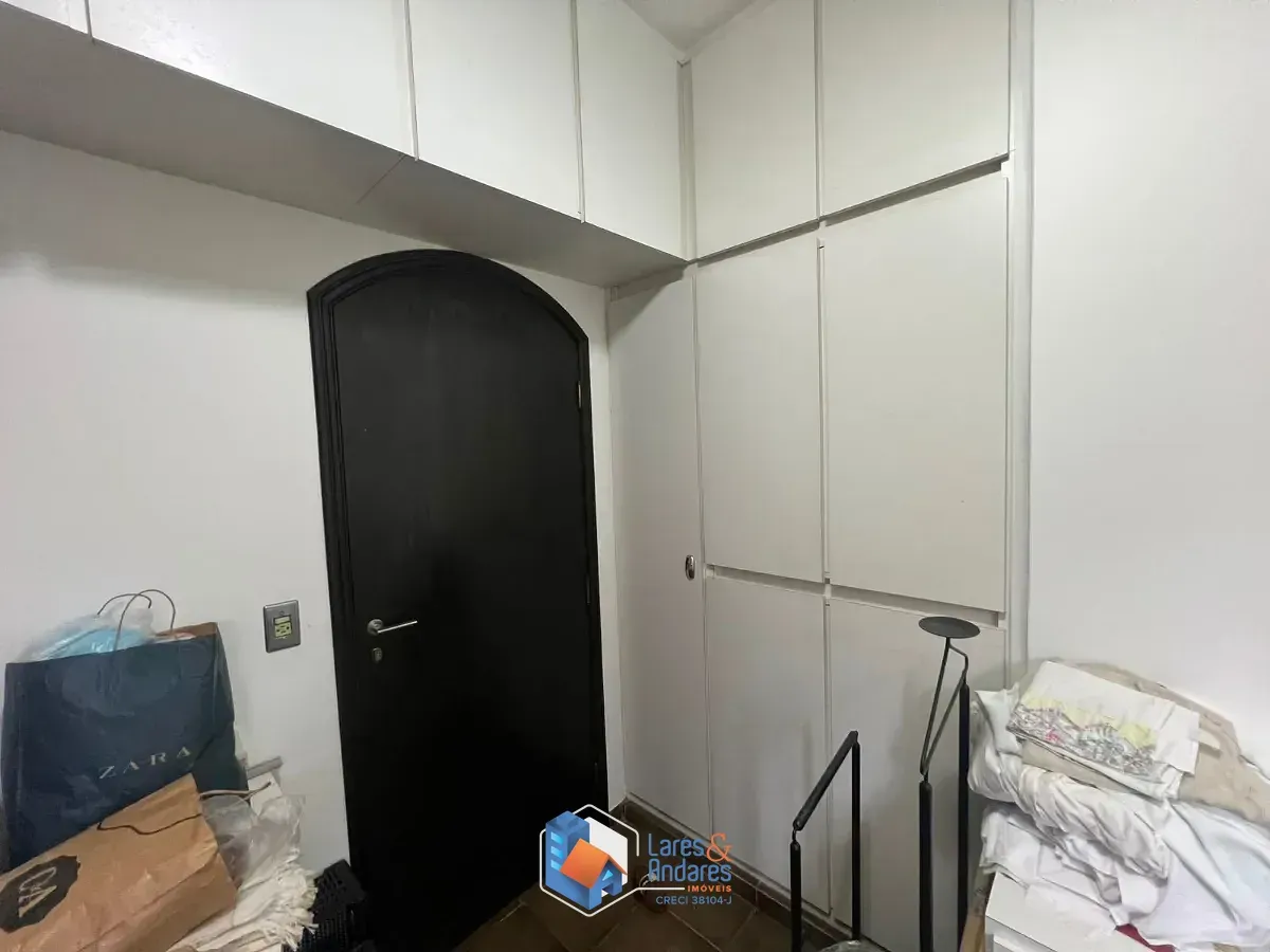 Imagem Casa para venda em Engenheiro Goulart com 3 quartos, 286m²