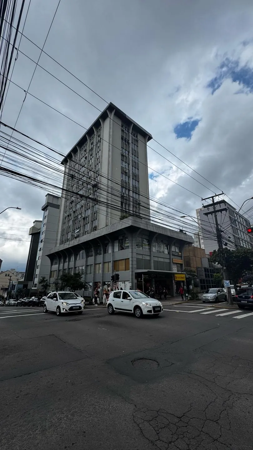Imagem Sala comercial à venda em Caxias do Sul, Centro, 50m2