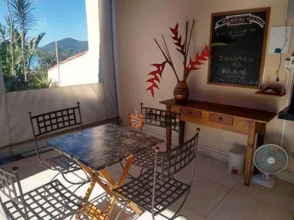 Imagem Casa com 4 dormitórios à venda, 180 m² por R$ 1.025.000,00 - Enseada - Ubatuba/SP