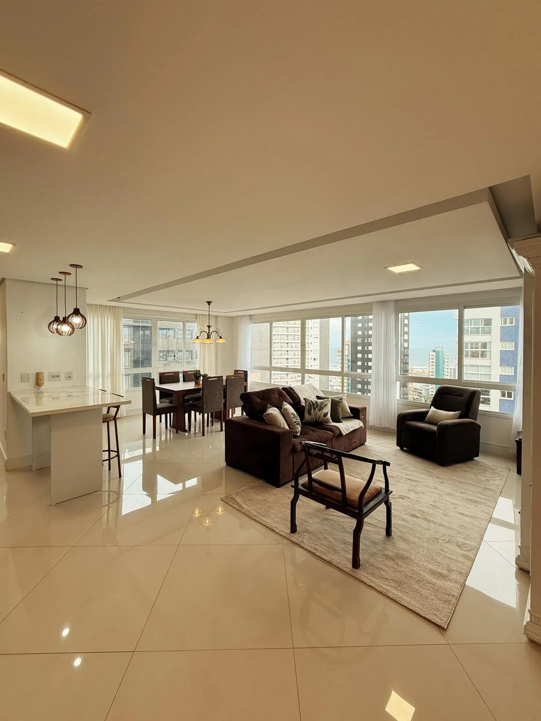 Imagem Apartamento à venda em Torres, Predial, com 3 quartos, 105.23m2