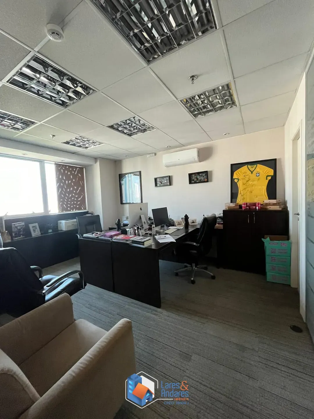 Imagem Conjunto comercial para venda em Jardim Caboré, 123m²