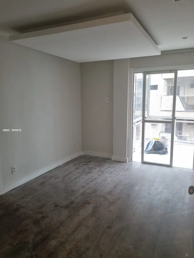 Imagem Apartamento 2 Quartos para Venda em Rio de Janeiro, Recreio dos Bandeirantes, 2 dormitórios, 1 suíte, 3 banheiros, 2 vagas