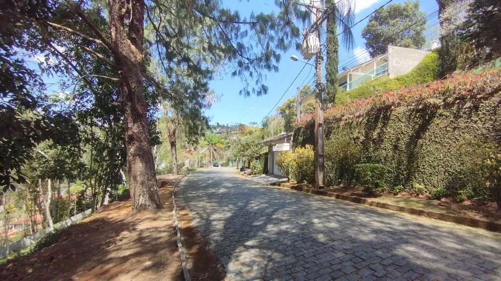 Imagem Terreno em Condomínio para Venda em Teresópolis / RJ no bairro Green Valley