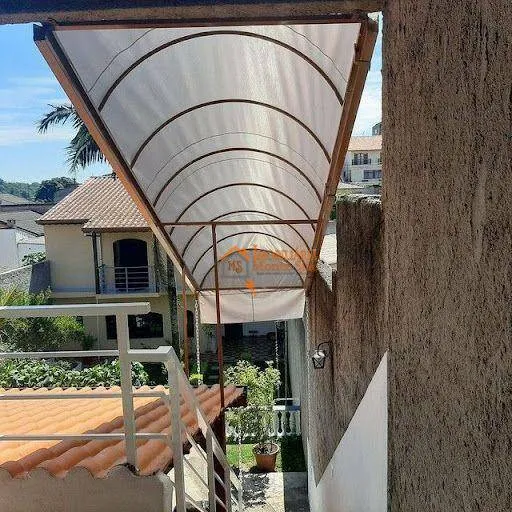 Imagem Sobrado com 4 dormitórios à venda, 400 m² por R$ 1.100.000,00 - Jordanópolis - Arujá/SP