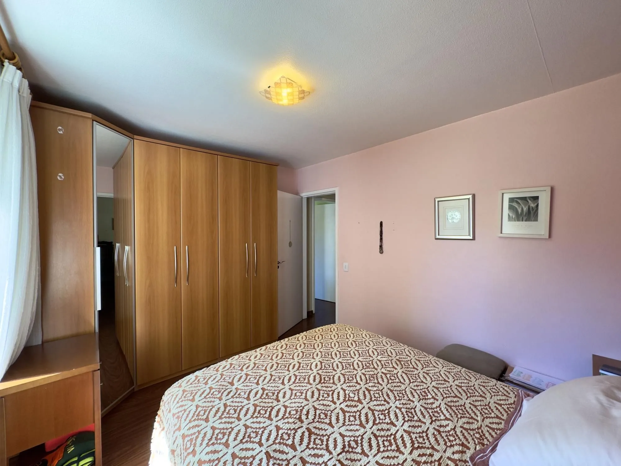 Imagem Apartamento 2 dormitórios com sacada e vaga de garagem próximo à PUCRS