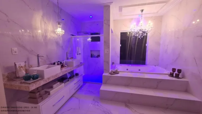 Imagem Casa alto padrão a venda em Busca Vida com 4 sites