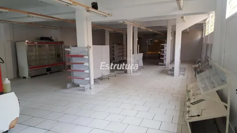 Imagem Ponto comercial bem localizado, na rua principal do bairro Carolina