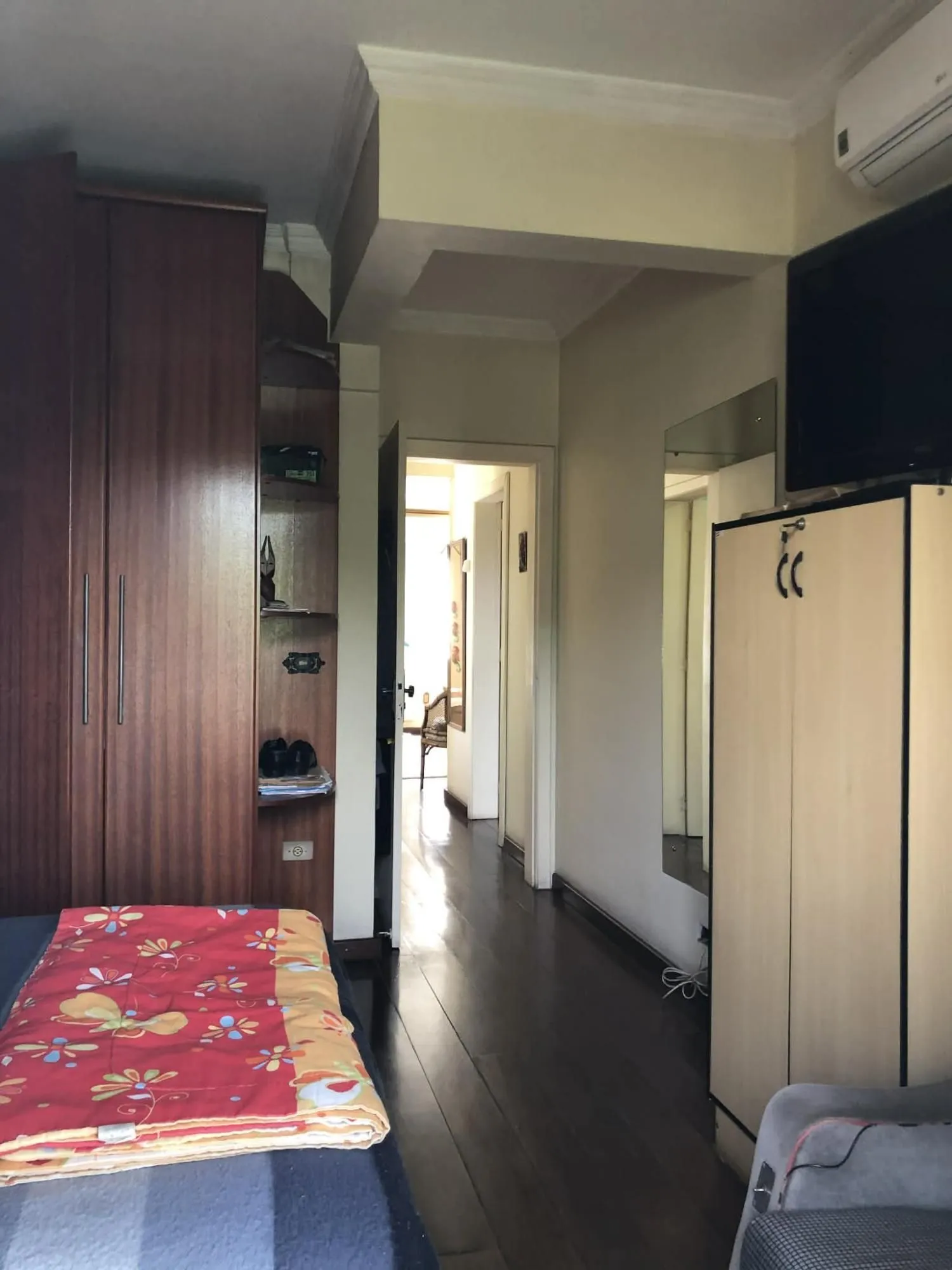 Imagem Predio residencial sendo uma cobertura e mais 03 apartamentos