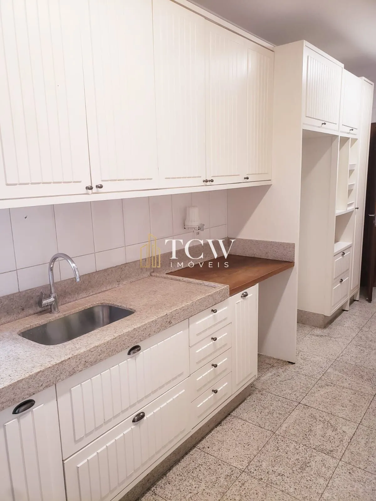 Imagem Apartamento para Locação na Aclimação | 3 Suítes | 145 m² | 3 Vagas | São Paulo/SP