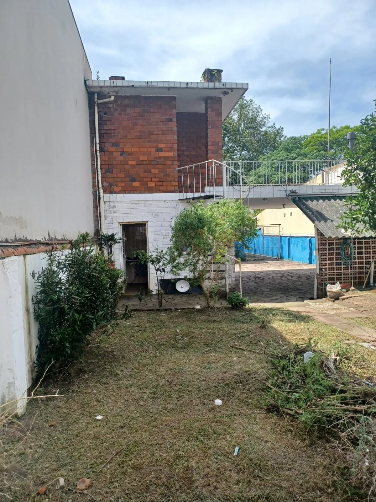 Imagem CASA 2 DORMITÓRIOS, 4 VAGAS PRÓXIMO AO BARRA SHOPPING NO BAIRRO TRISTEZA POA-RS