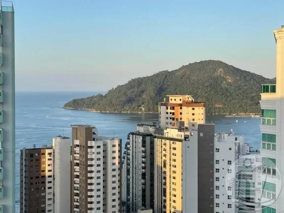 Foto do imóvel Espetacular Cobertura Triplex a 4 minutos da Praia na Barra Sul de BC em Rua 3250