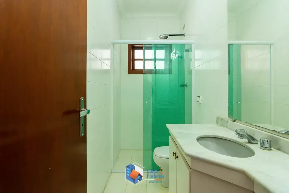 Imagem Sobrado para venda em Jardim das Vertentes com 4 quartos, 175m²