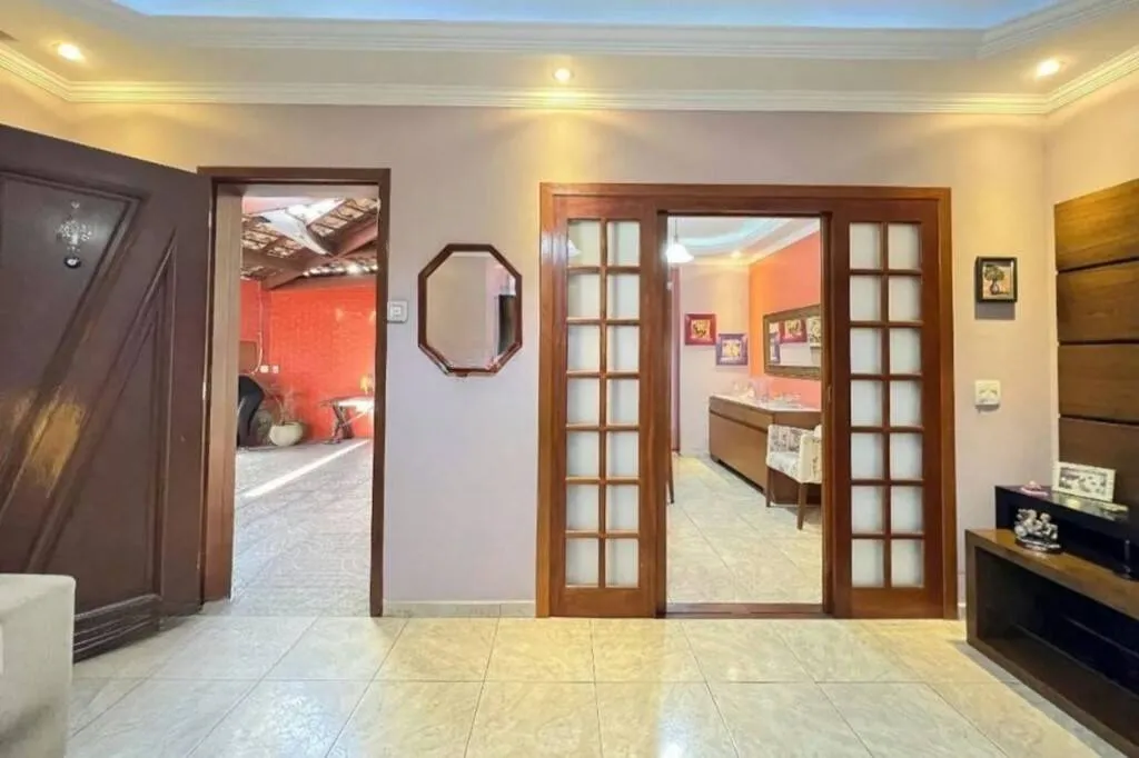 Imagem Casa Alto da Lapa - 163M², 3 Dorms, 1 Suíte, 6 Vagas, Churrasqueira.