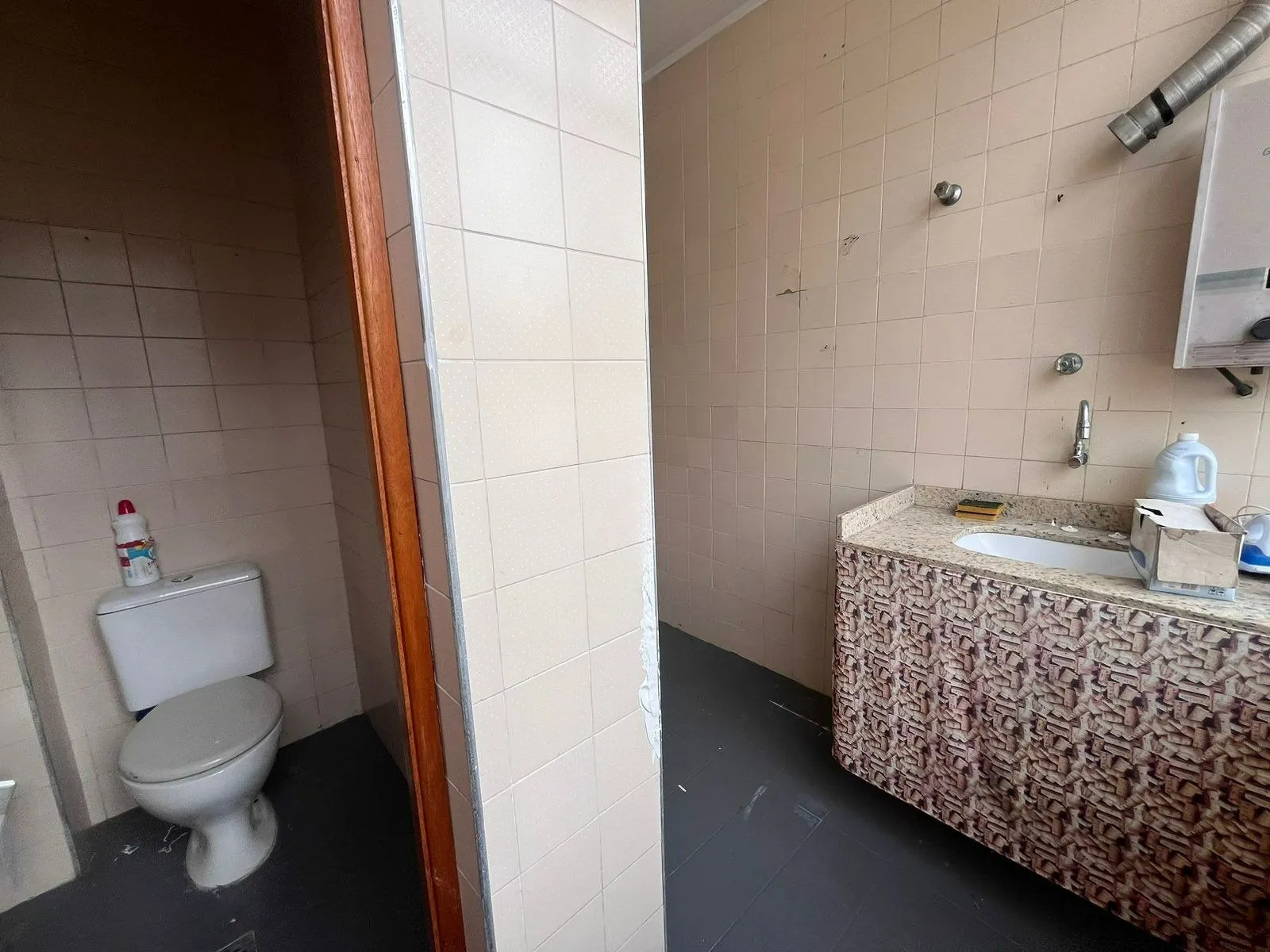 Imagem Apartamento de 3 dormitórios á venda no Bairro Rio Branco, Porto Alegre.