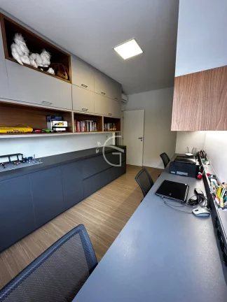 Imagem Encante-se com essa residência exclusiva no bairro Floresta!