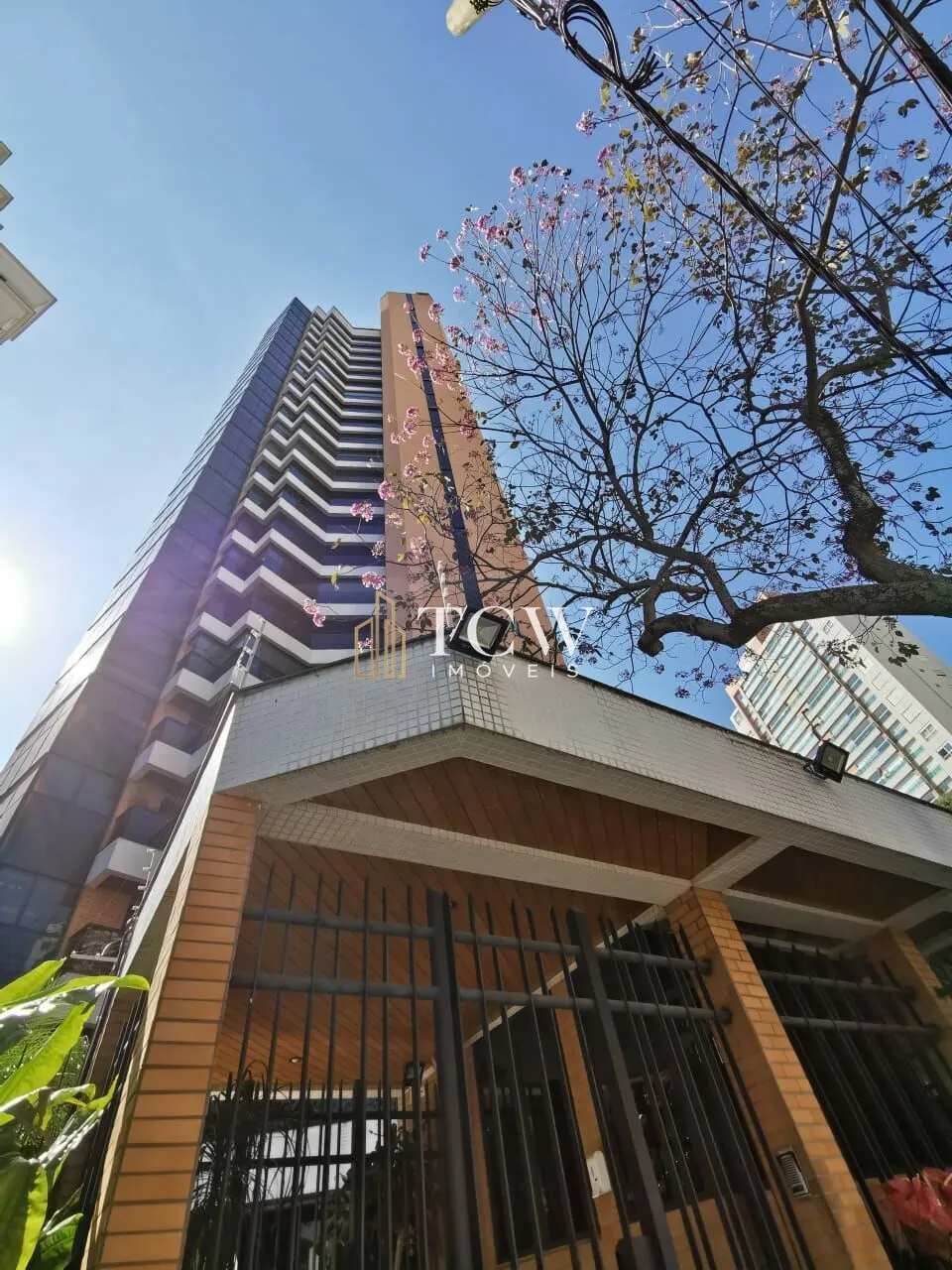 Foto do imóvel Apartamento à venda com 4 dorm no Paraíso