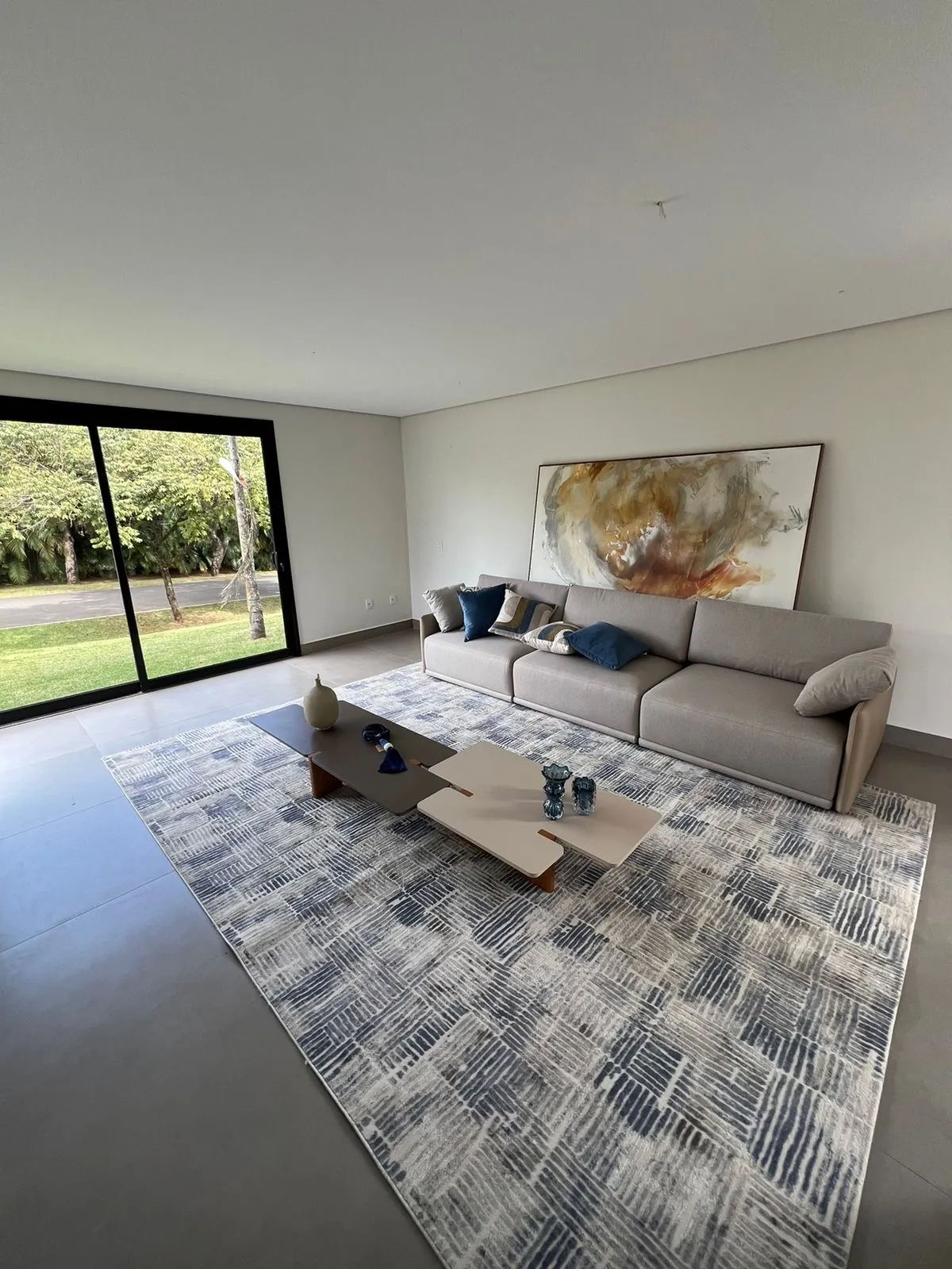Imagem Casa de Luxo à Venda Condomínio Lago Azul Golfe Clube 4 Suítes, Cinema, Academia Prox Shopping Iguatemi (Aceita Permuta e Parcelamento)