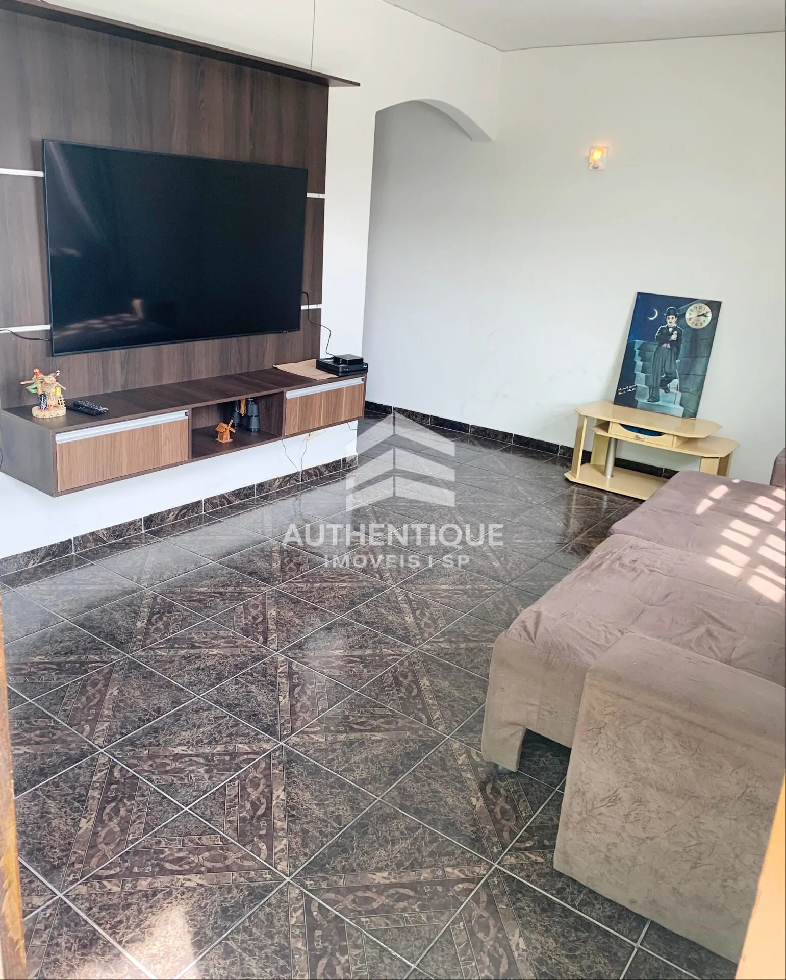 Imagem Casa Padrão no bairro Jardim Bela Vista, em Ferraz de Vasconcelos, São Paulo.