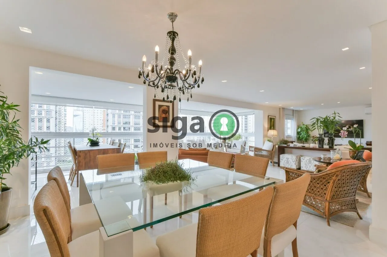 Imagem Apartamento com 201 m², 4 quartos sendo 3 suítes à venda no bairro Panamby.