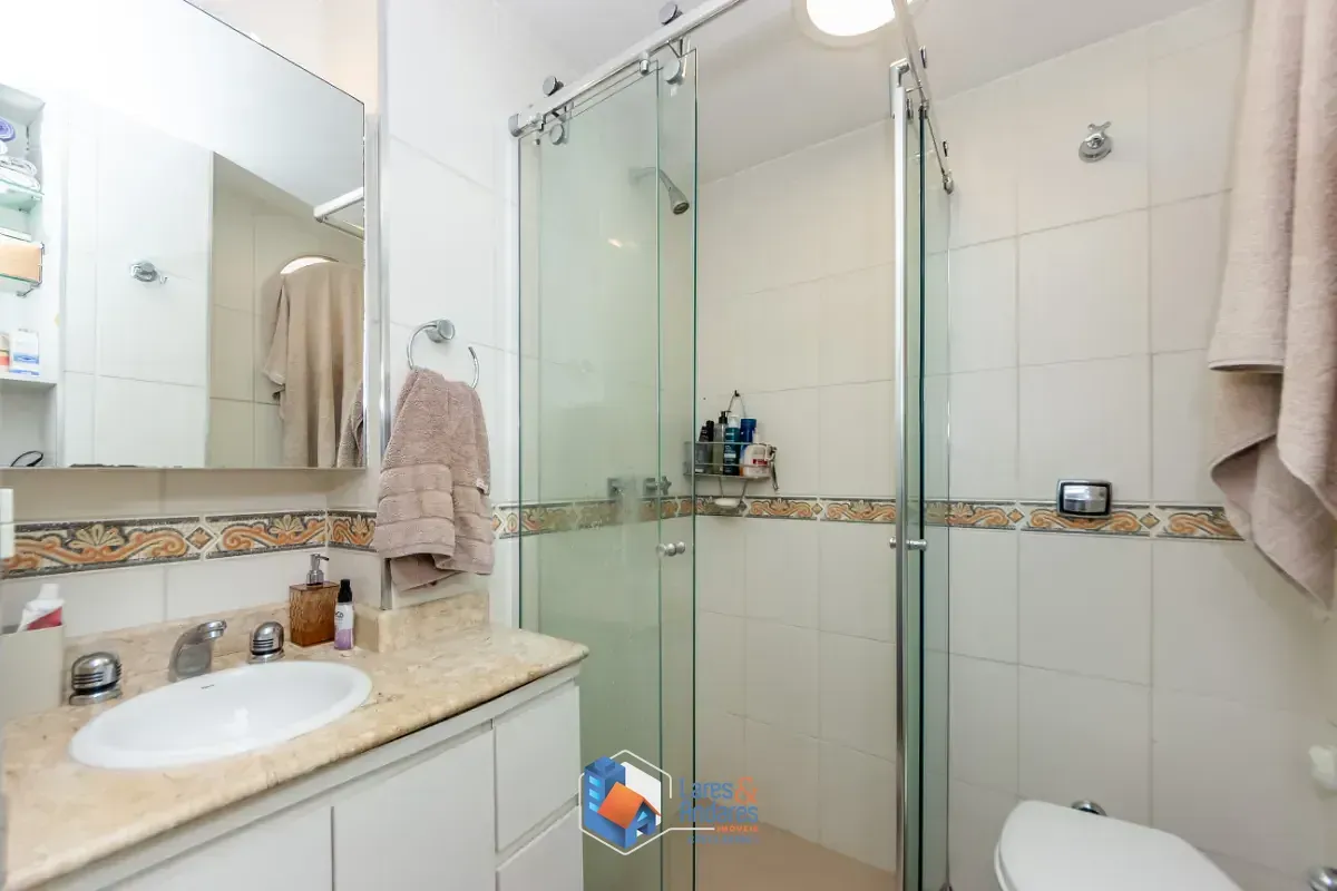 Imagem Apartamento para venda em Moema com 2 quartos, sendo 1 suíte, 75m²