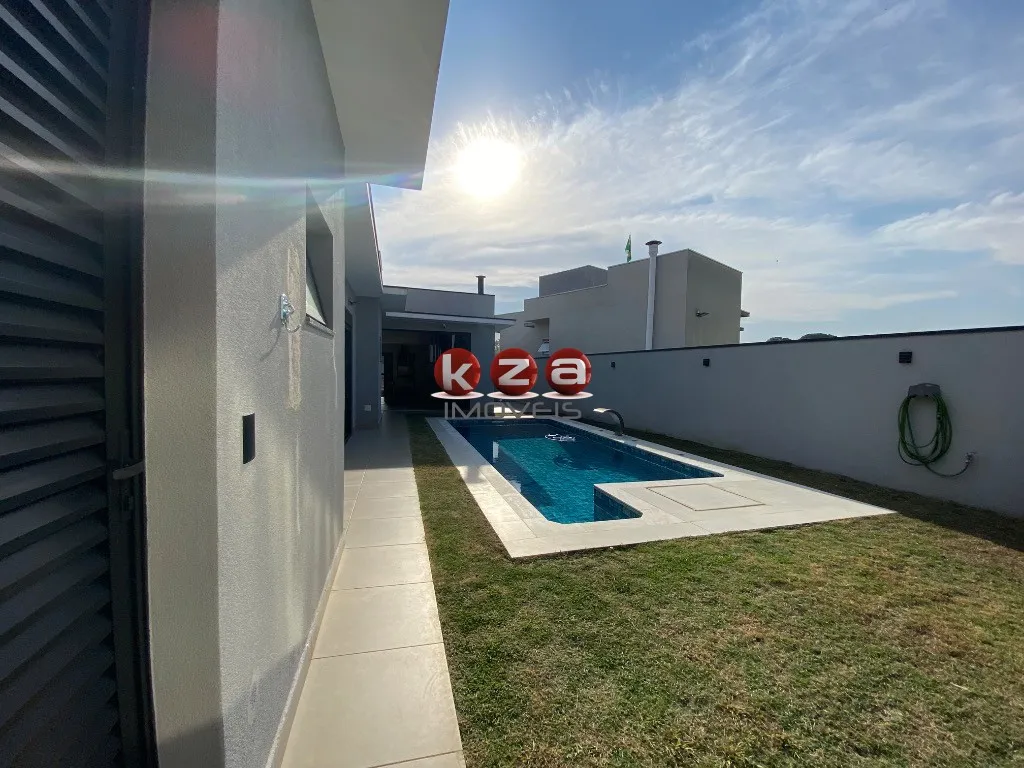 Imagem Magnífica Casa à Venda e Permuta em Valinhos-SP, Condomínio Vila do Sol: 3 Suítes, 3 Salas, 4 Vagas, 206 m²!
