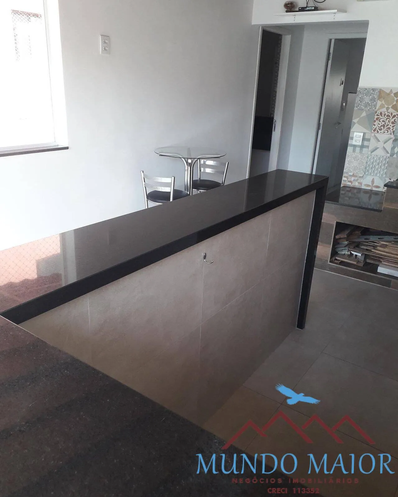 Imagem Aceita Financiamento e Permuta - Sobrado com 194m² e Área Gourmet!