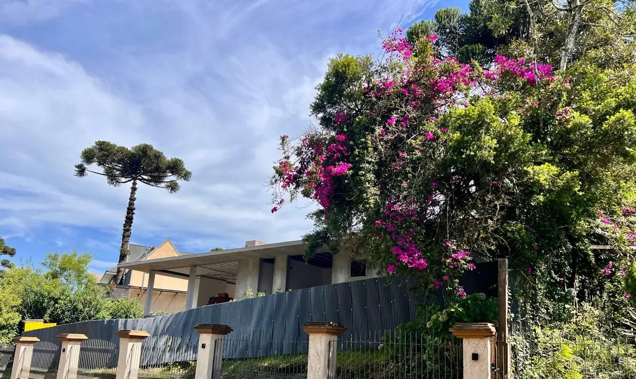 Imagem Casa de condomínio à venda em Canela, SANTA TEREZINHA, com 3 quartos, 258.71m2
