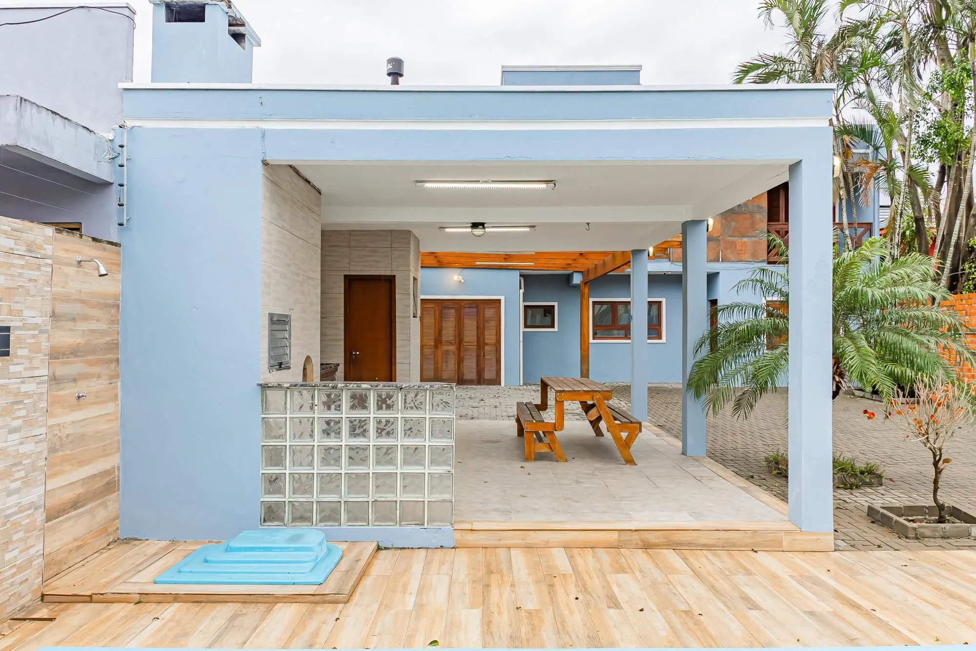 Imagem Casa 4 quartos/suite/banheira/piscina/Canoas