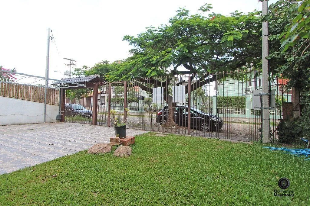 Imagem Casa para Venda - 177.58m², 3 dormitórios, sendo 1 suites, 4 vagas - Guarujá