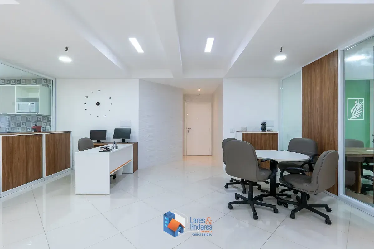 Imagem Conjunto comercial para venda em Jardim Caboré, 114m²