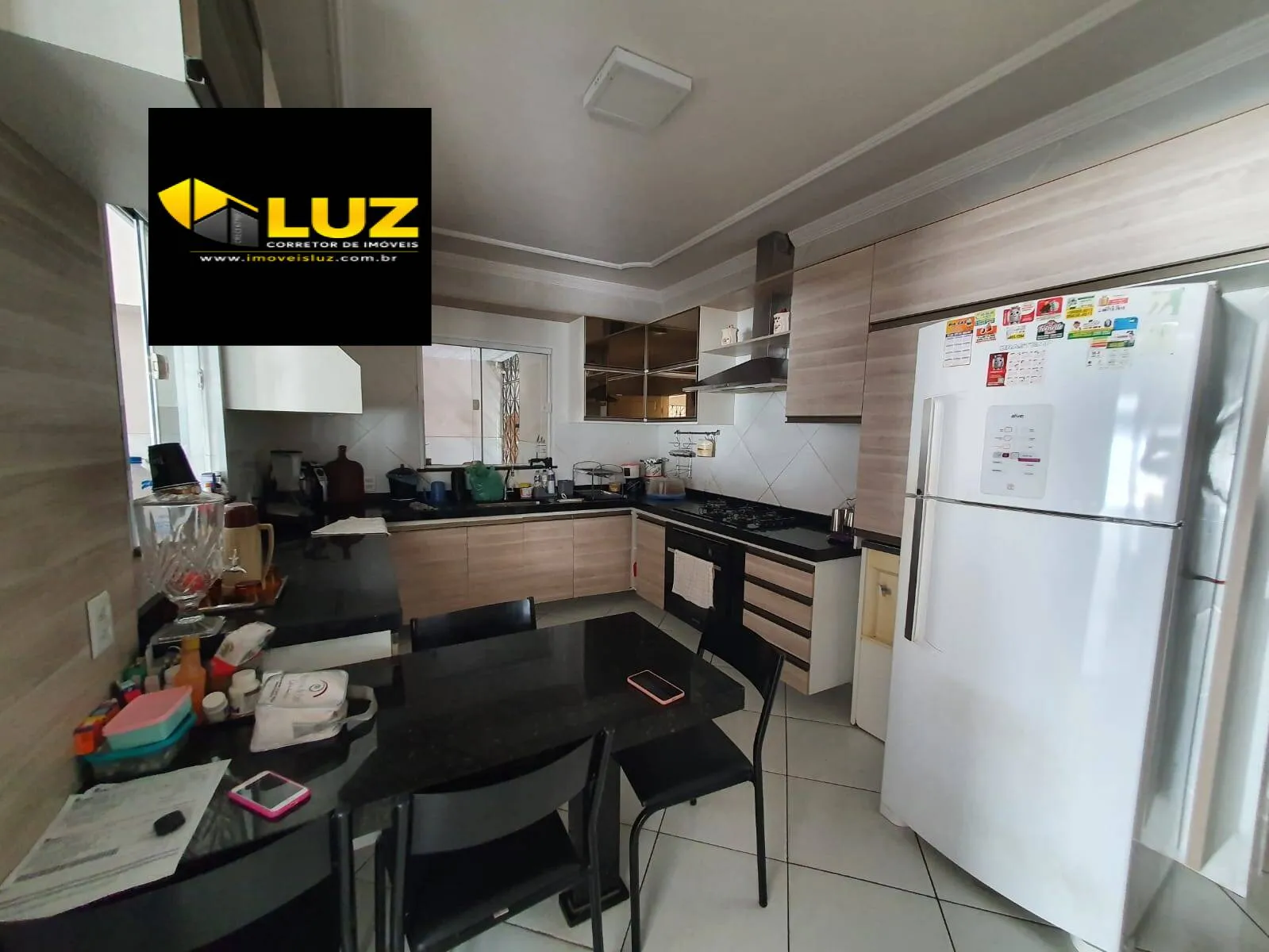 Imagem Casa com 528m² de Terreno em Messejana - Ideal para Morar ou Empreender!