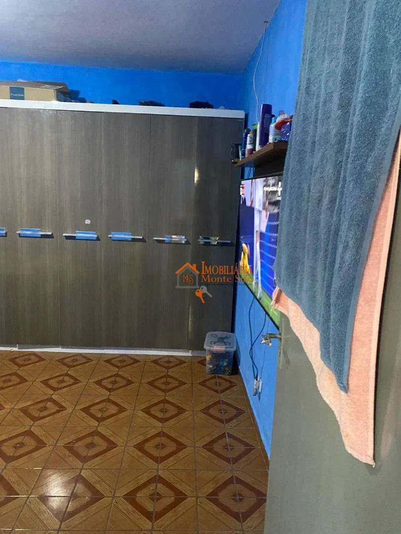 Imagem Casa com 2 dormitórios à venda, 160 m² por R$ 298.000,00 - Cidade Soberana - Guarulhos/SP