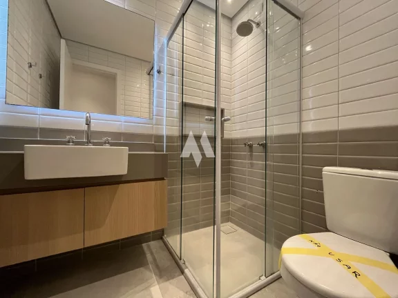 Imagem Apartamento com 03 dormitórios na quadra da praia à venda no Gonzaga - Santos/SP