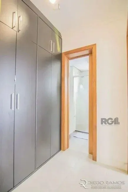 Imagem Cobertura à venda com 1 quarto 102 m² Mobiliado Alto Padrão Rua Dario Pederneiras, Petrópolis, Porto Alegre