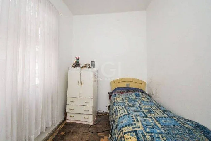 Imagem Casa para Venda - 290m², 3 dormitórios, 4 vagas - Santo Antonio