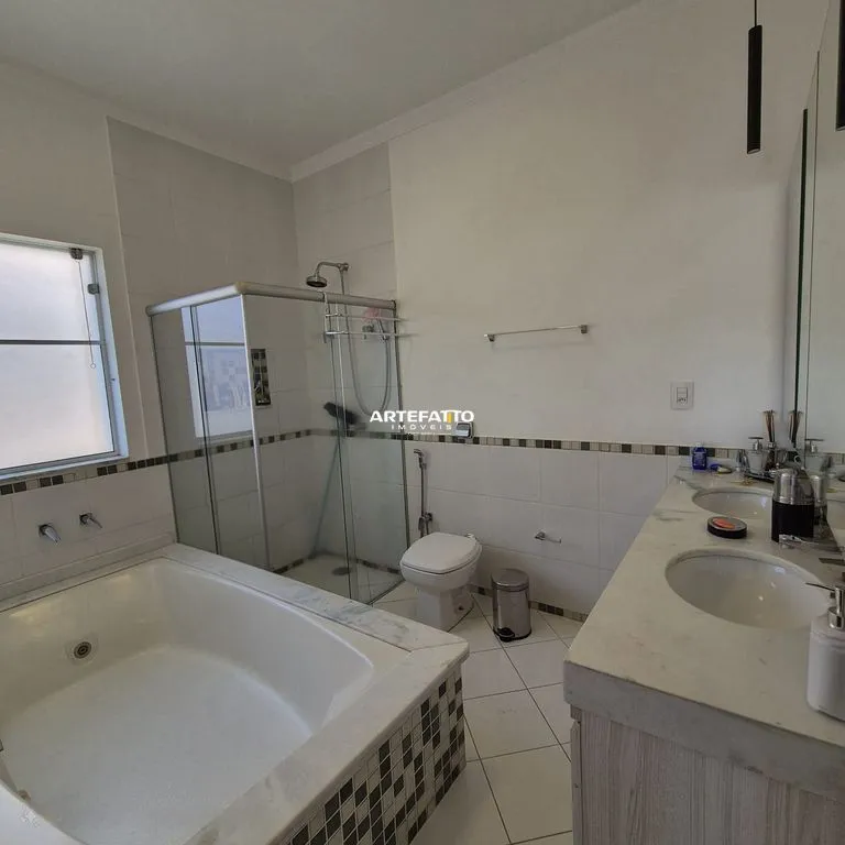 Imagem Sobrado à venda em Franca, Residencial Amazonas, com 3 quartos, 255m2