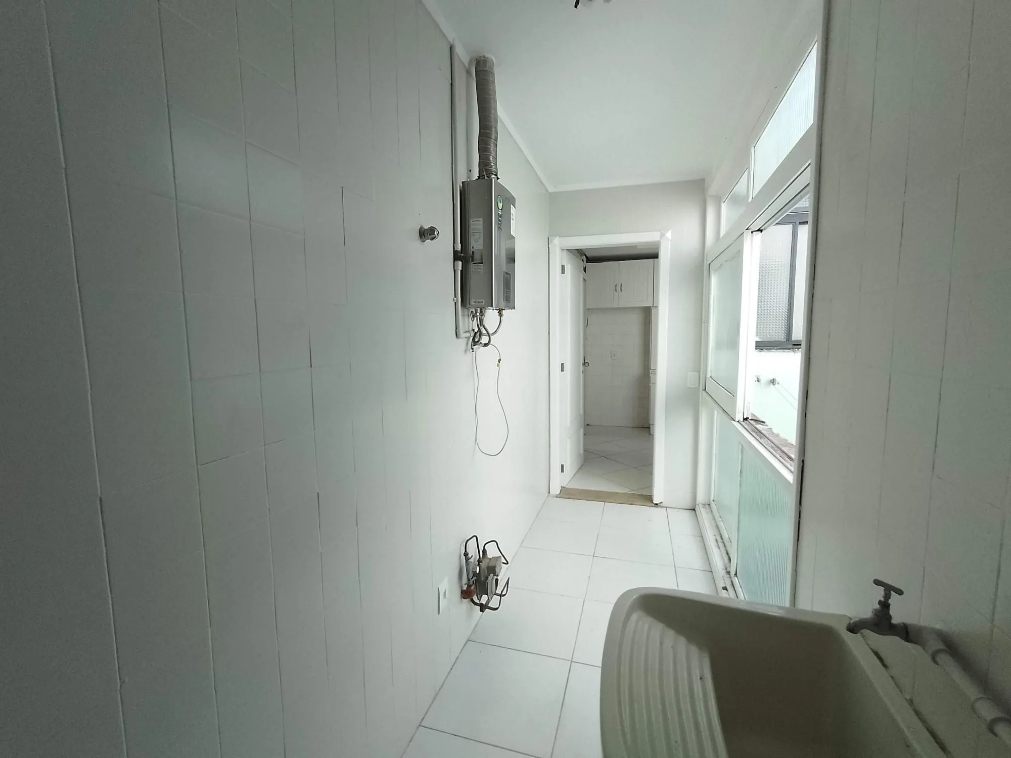 Imagem Apartamento 2 dormitórios com sacada e vaga perto da PUC