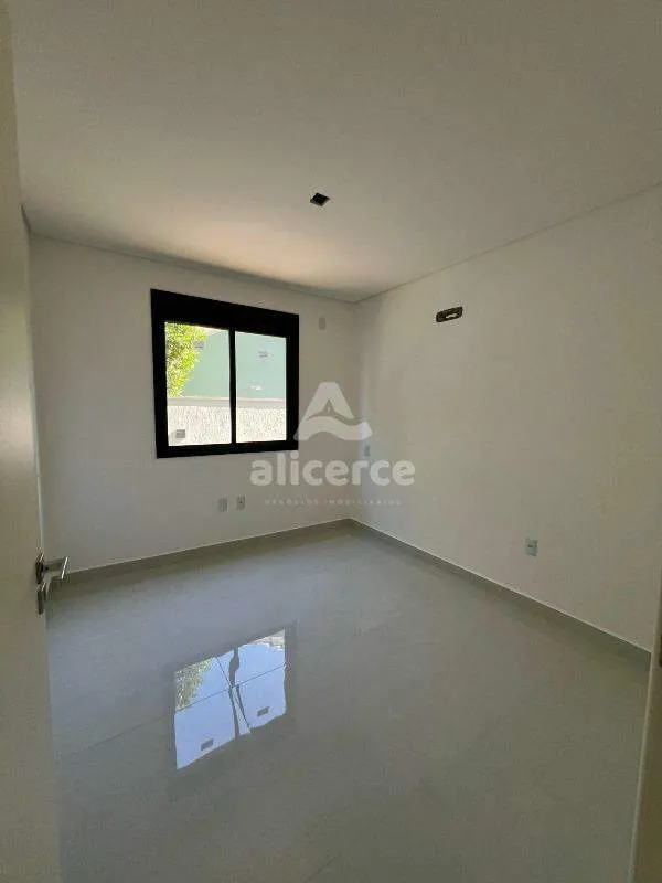 Imagem APARTAMENTO NOVO DE ALTO PADRÃO NA PINHEIRA - VIVA A POUCOS METROS DO MAR!