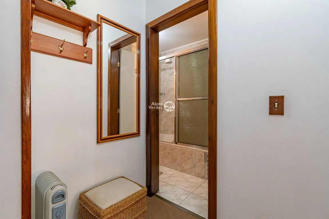 Imagem Apartamento Duplex à venda por R$ 820.000 = Floresta, Gramado =