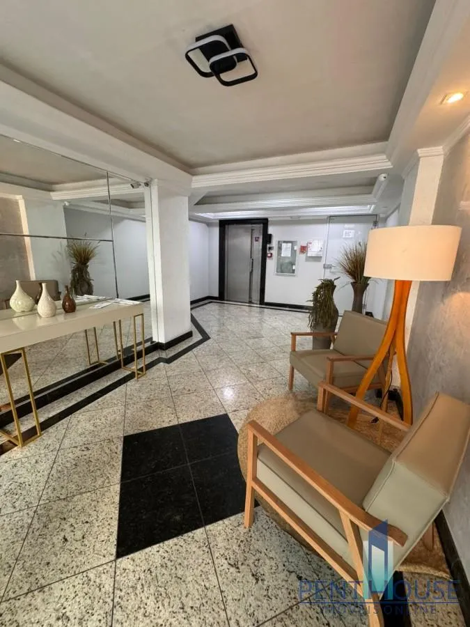 Imagem Apartamento Zona Central para Venda em Balneário Camboriú, CENTRO, 2 dormitórios, 1 banheiro, 1 vaga